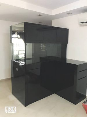 5FT-015: N30 Tank in glossy Piano Black Finish. 5ft (L) x 2.5ft (W) x 2ft (H) 12mm all Marine Tank Set with overflow 10mm all 52 inch(L) x 23 inch (W) x 16 inch (H) Marine Design sump tank with L-shape cabinet.